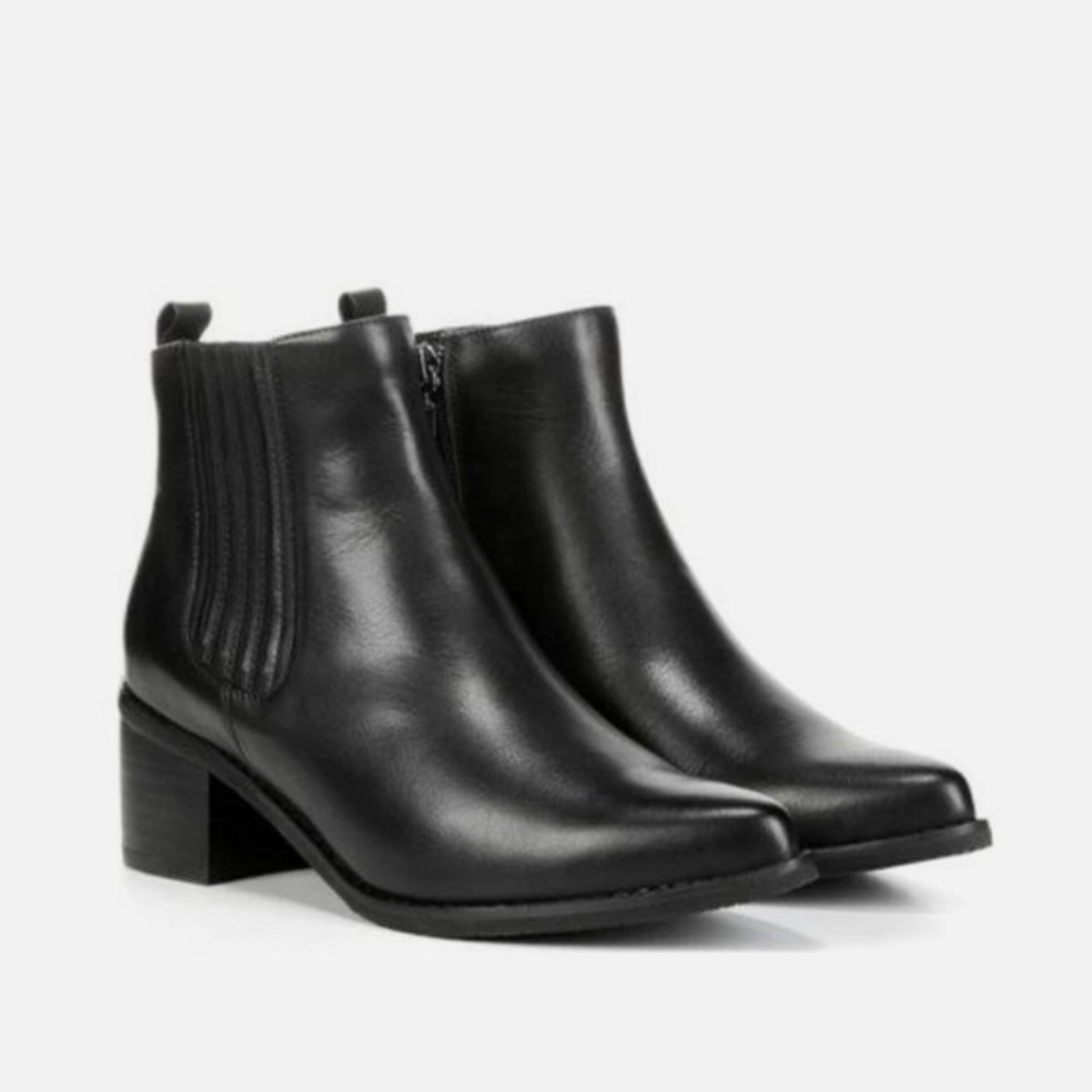 Blondo Elvina Black Leather Waterproof Ankle Boots Size 7.5 Western Bootie NEW